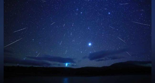 ලියොනිඩ්ස් උල්කාපාත වර්ෂාව අදත් නැරඹීමට අවස්ථාව